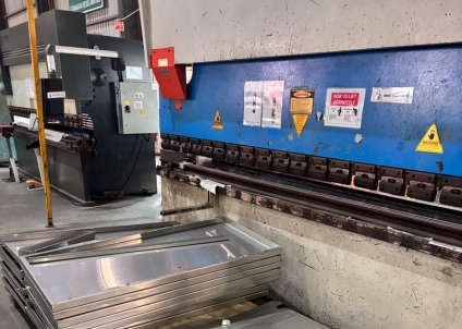 Sheet-metal bending - FEYANA